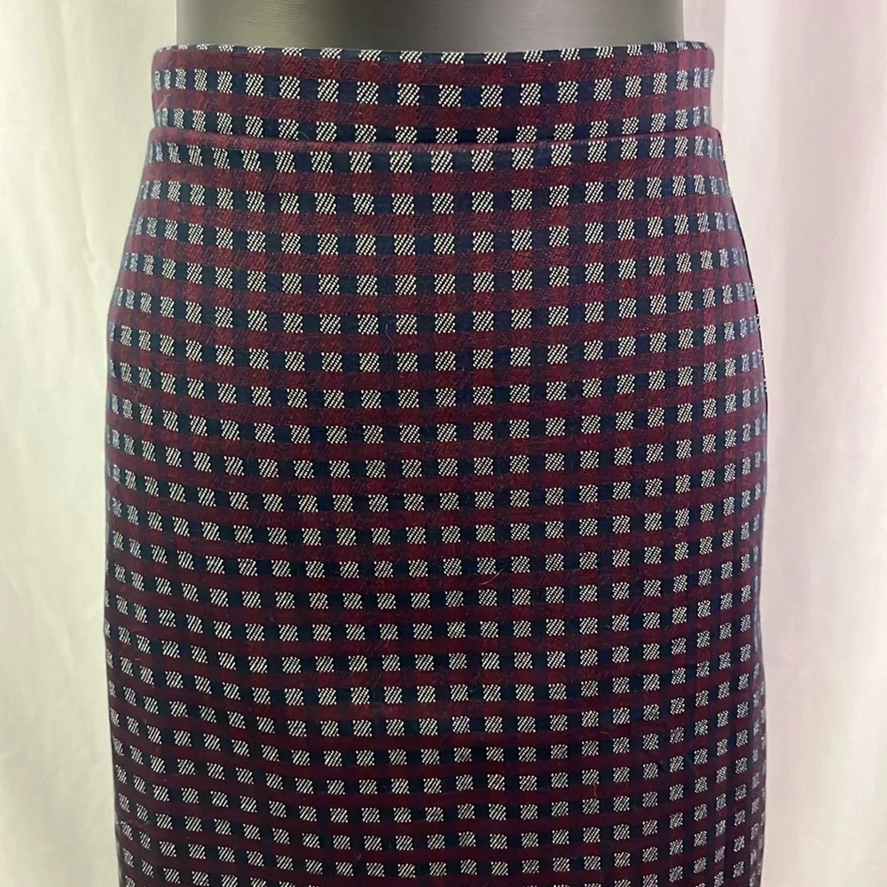 Ann Taylor Navy & Burgundy Plaid Ruffle Hem Pencil Skirt